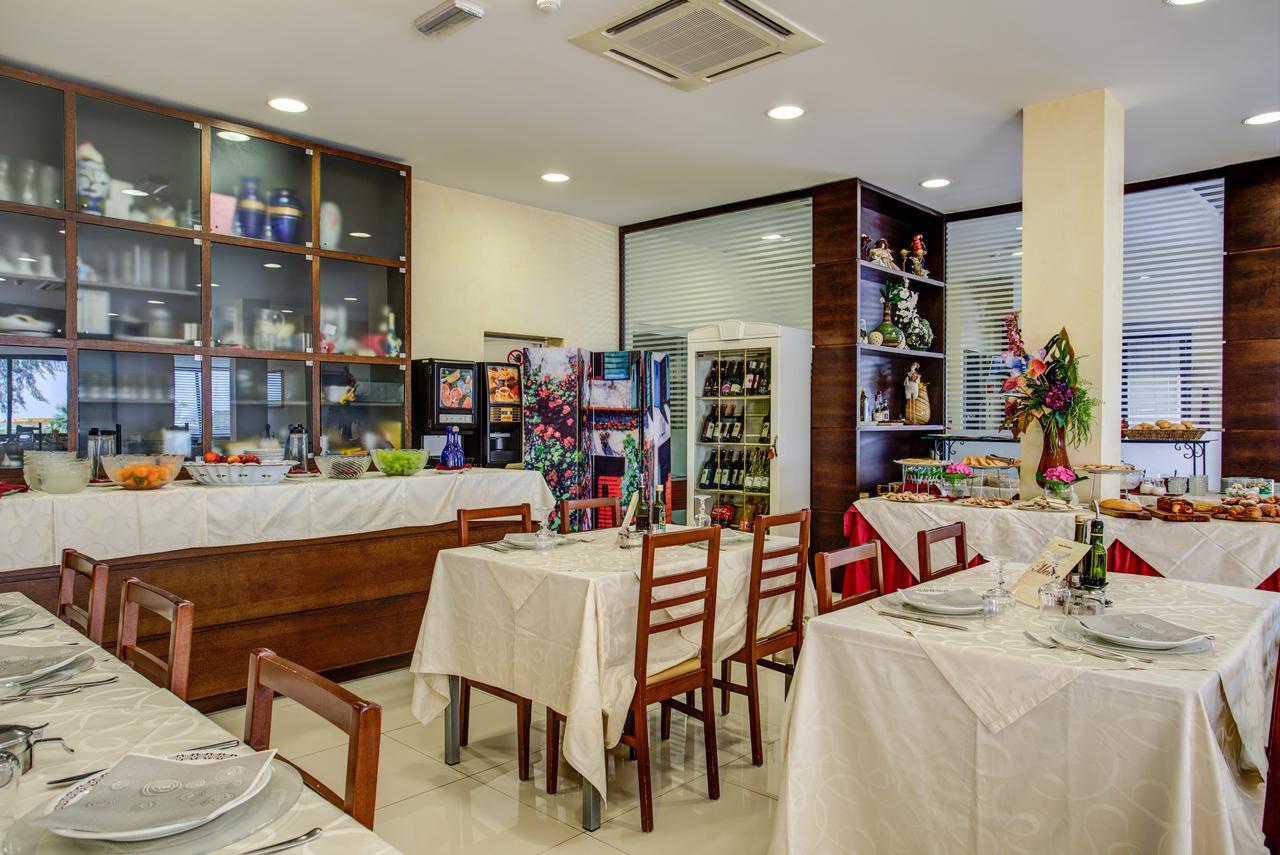 Hotel Deanna Bellaria-Igea Marina Extérieur photo